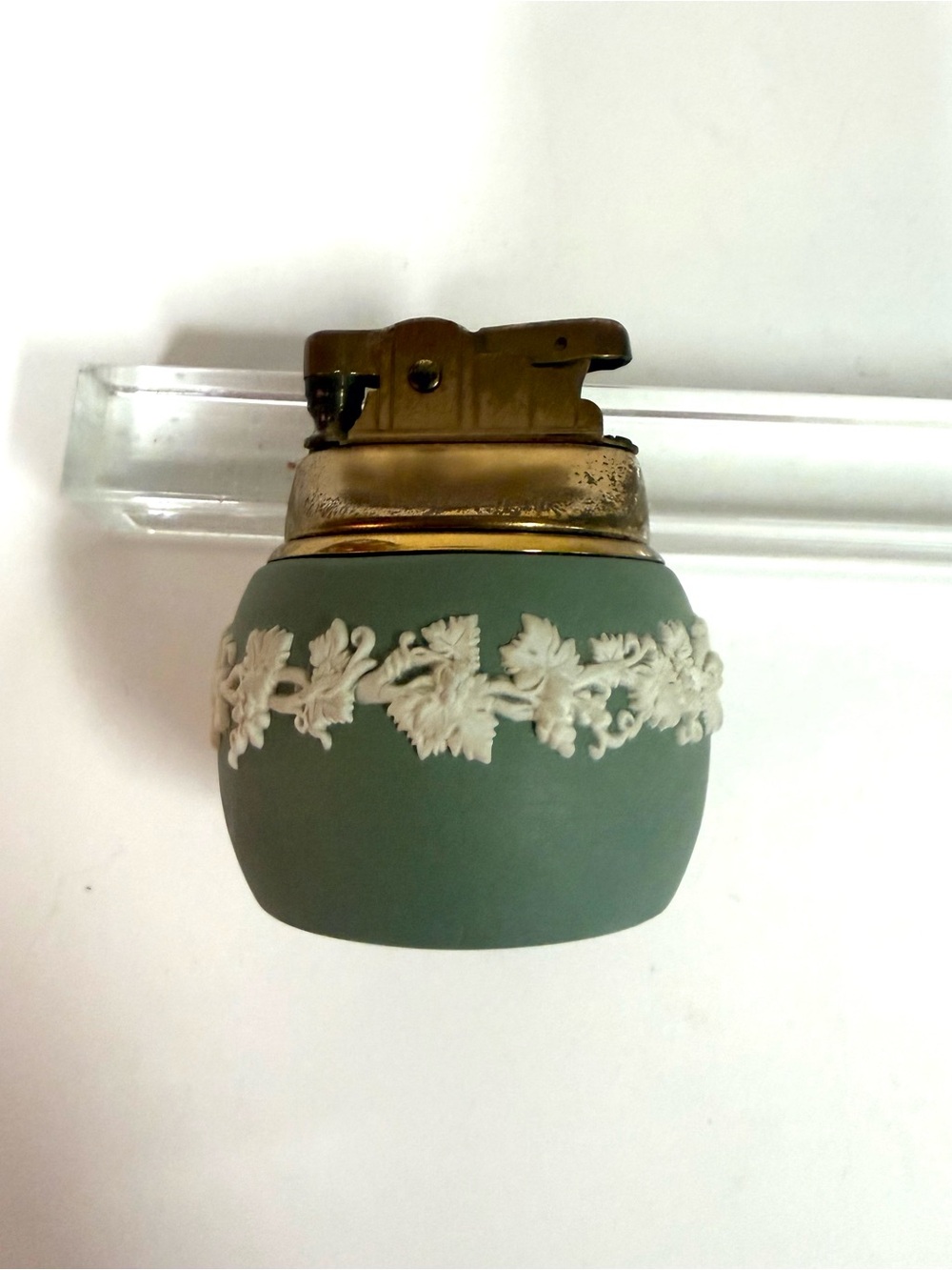 Green Jasperware Wedgwood Trinket Dish & Lighter - Picture 5 of 11